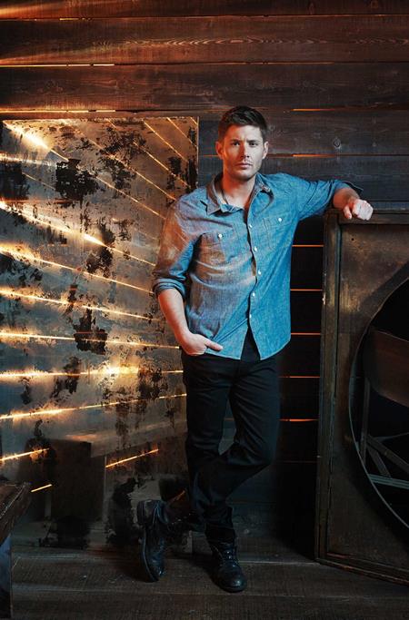 Supernatural: Dean Winchester #1 (Cover I — Photo 1 (LTD Virgin))