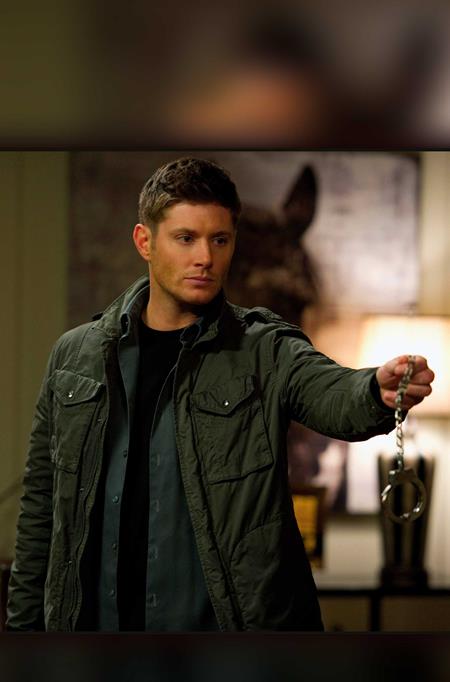 Supernatural: Dean Winchester #3 (Cover F — Photo 1 (LTD Virgin))